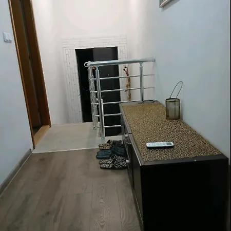 Stan Na Dan Centar * Ugljevik